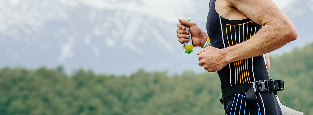 How to Choose Your Running Fuel - Gels vs. Chews vs. Real Food